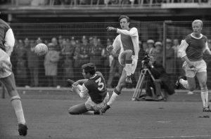 Un joven Cruyff en el Ajax